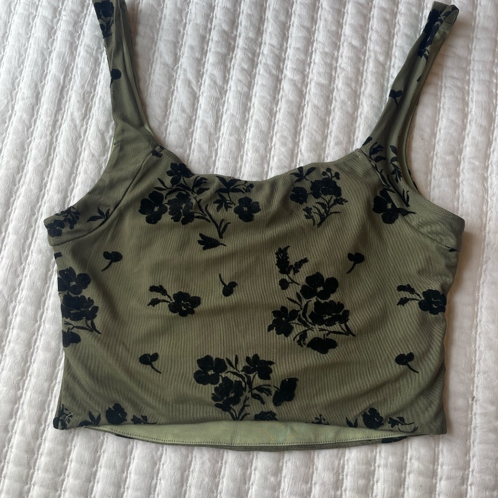 PacSun Top - Picture 2 of 2